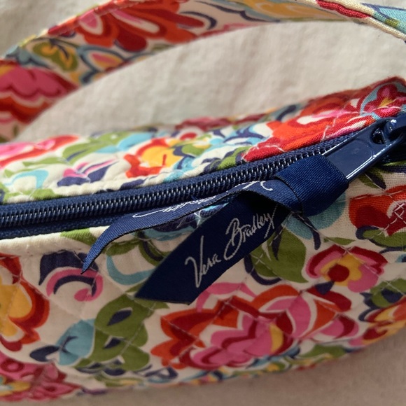 🔆Moving Sale 20% Off 🔆 Vera Bradley Purse *NWOT* - Picture 4 of 6
